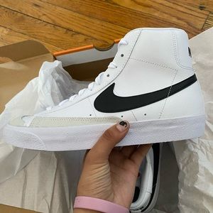Nike Blazer Mid ‘77